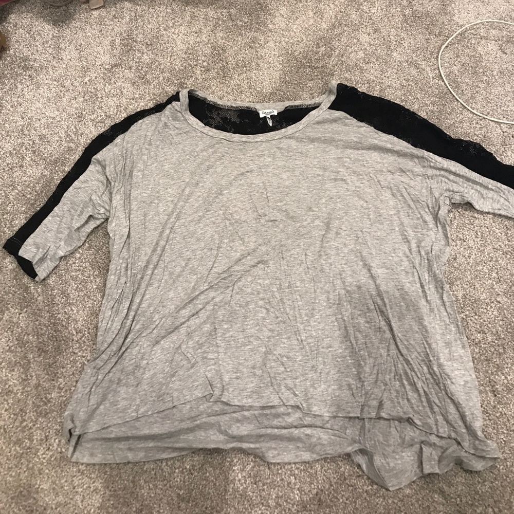 SPLENDED LACE LOOSE TEE SIZE MEDIUM