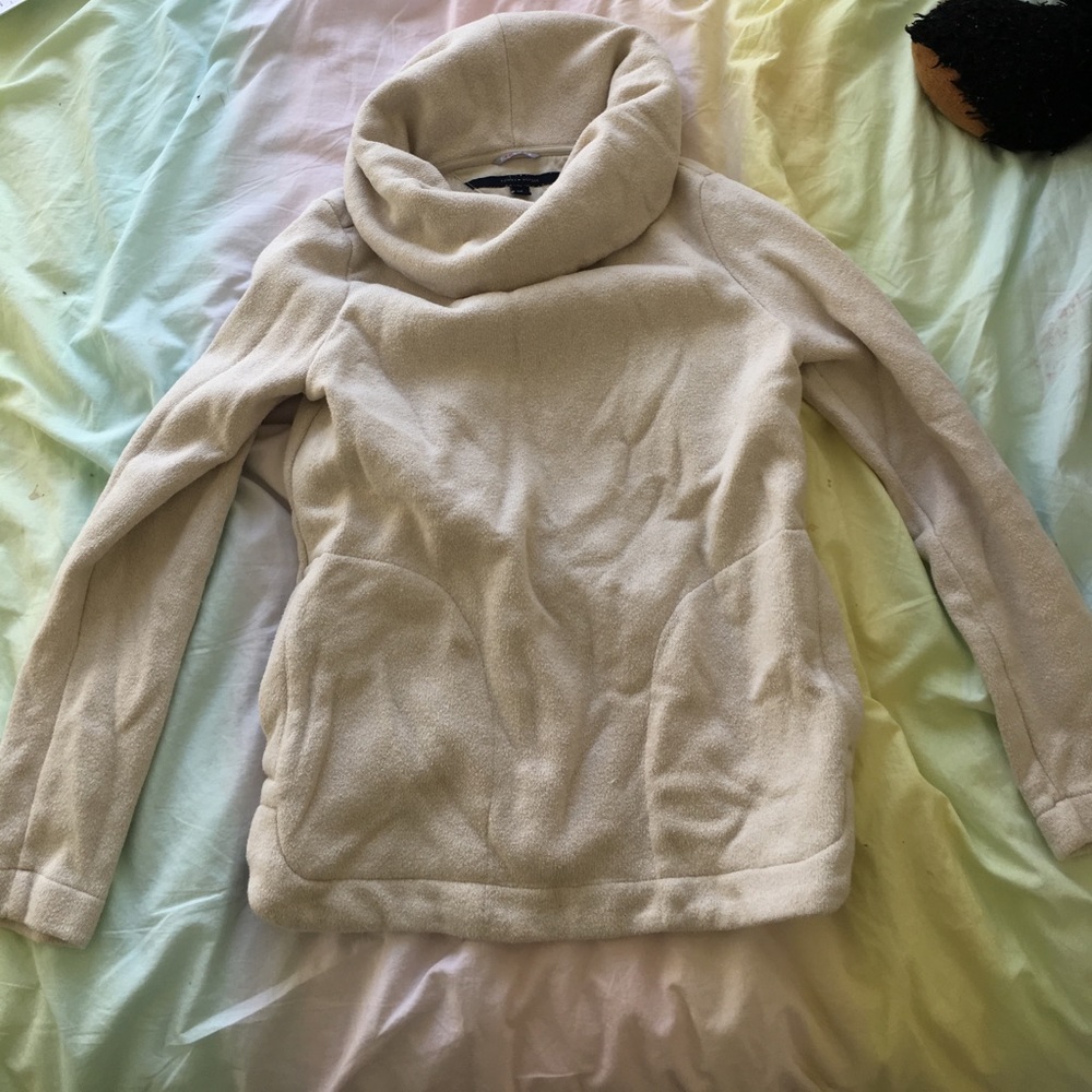 Small Tommy Hilfiger pullover