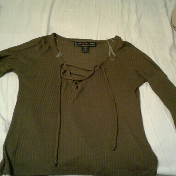 Shirt - Picture 2 of 4