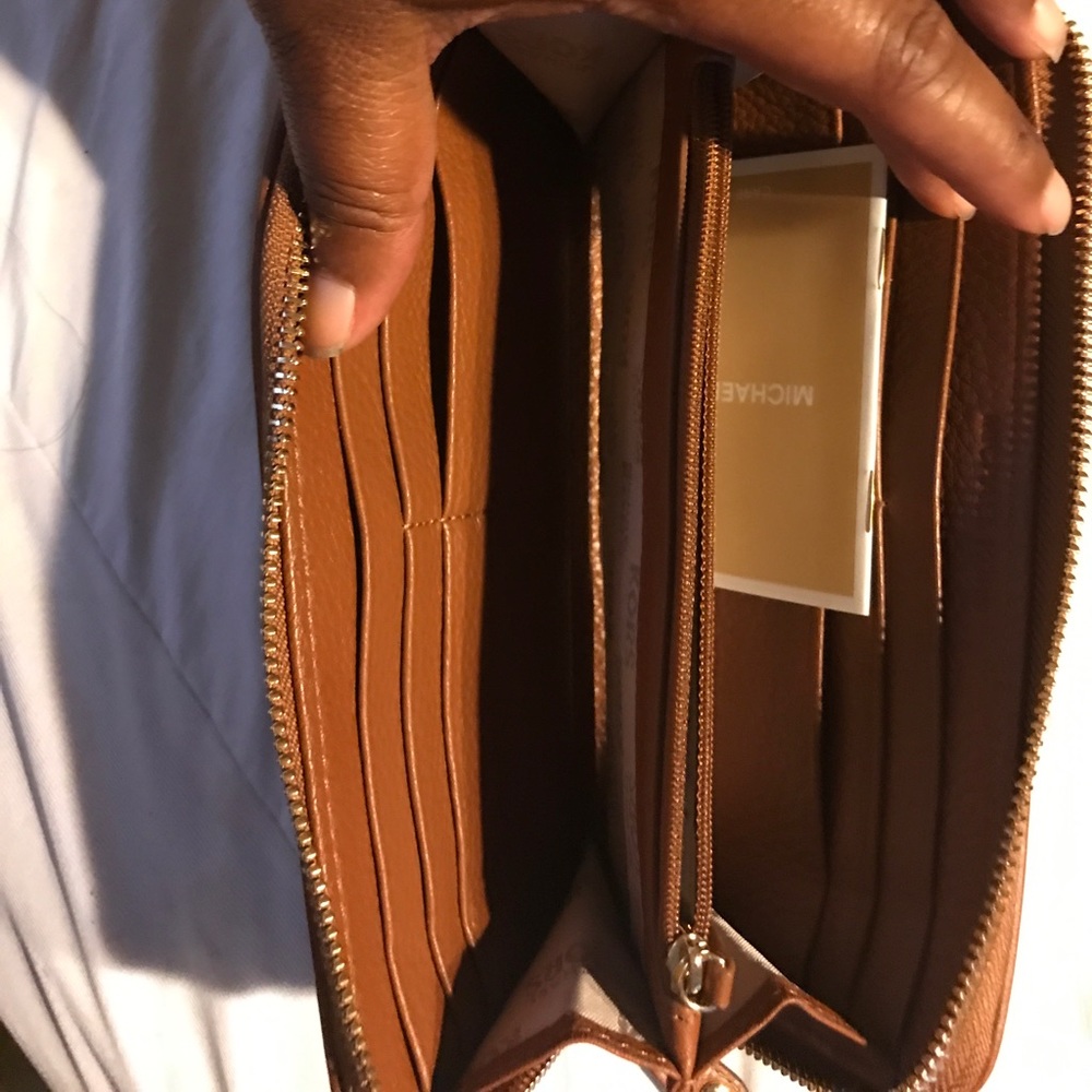 Michael kors tan zip around wallet