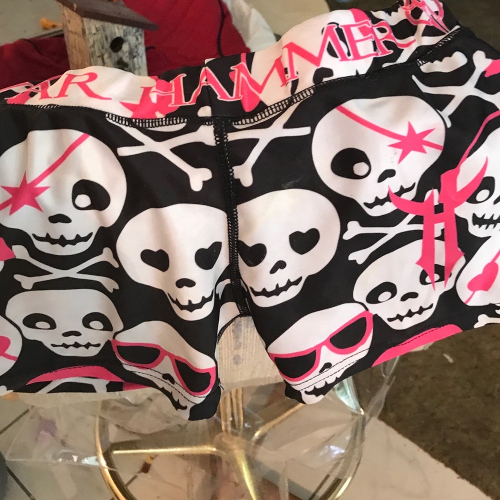 Size small skull workout shorts