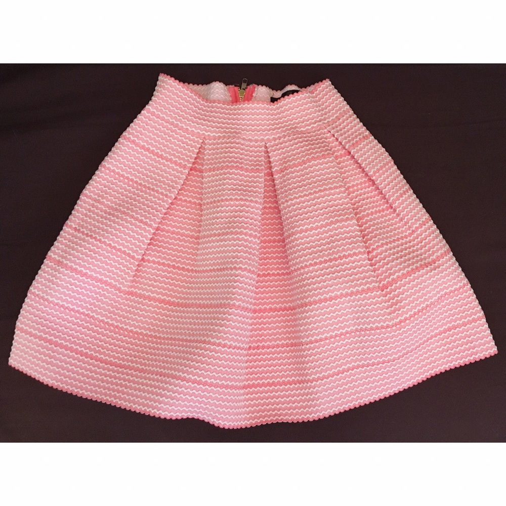 🎉 HP 6/29 🎉 Honey Punch | Pleated Mini Skirt