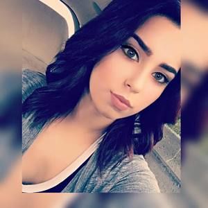 Meet your Posher, Yisel