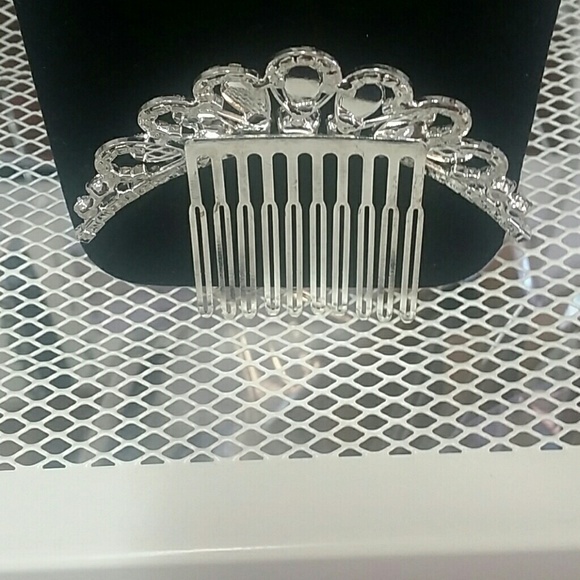 Hair clip - Picture 2 of 3