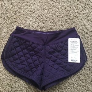 Lululemon Hot Cheeks Short