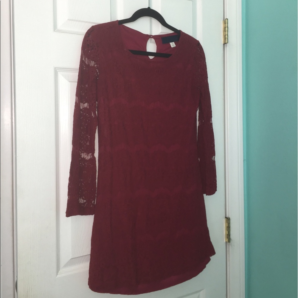 Red Miami dress from Francesca's Boutique.