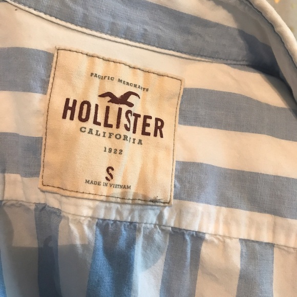 SOLD Blue Striped Button Up - Picture 5 of 5