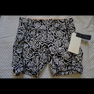 Lululemon Speed Track Short NWT