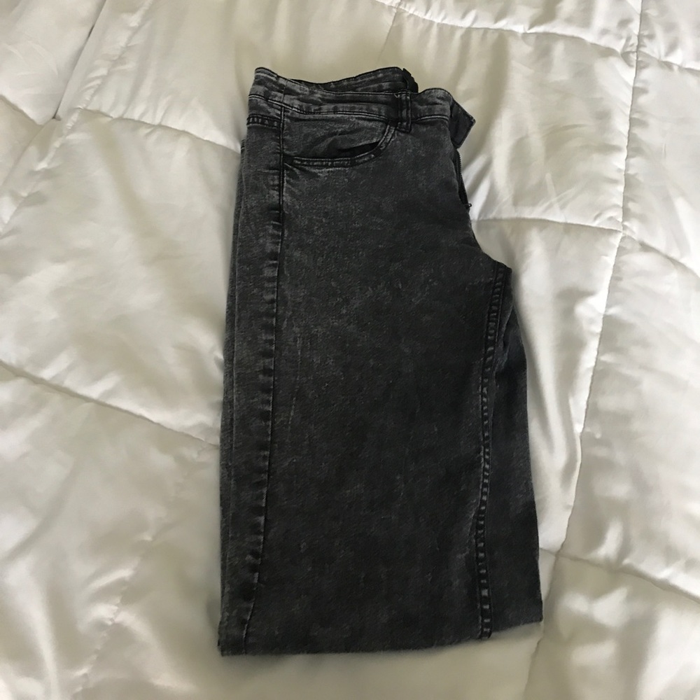 Stonewashed jeans
