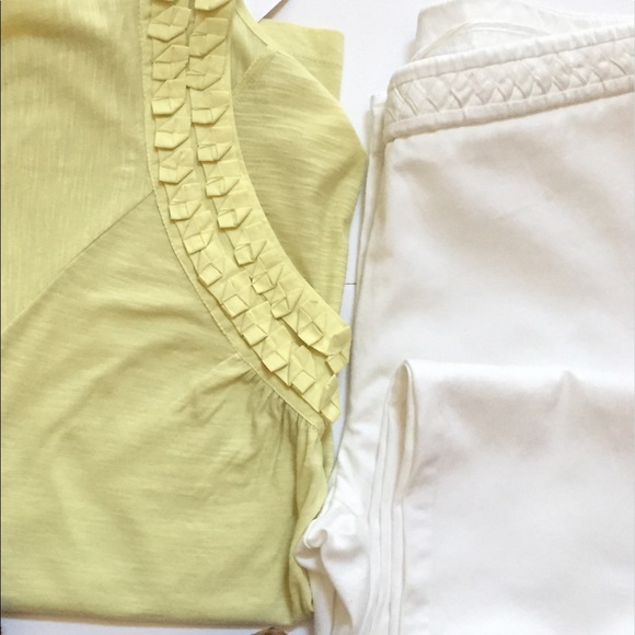 News Directions Petite Crop Pants - Picture 2 of 6