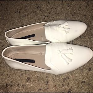 Zara collection white patent tassel loafer size 41