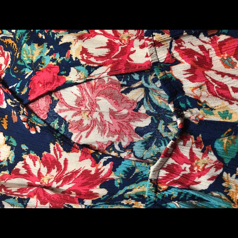 Floral romper - Picture 3 of 3