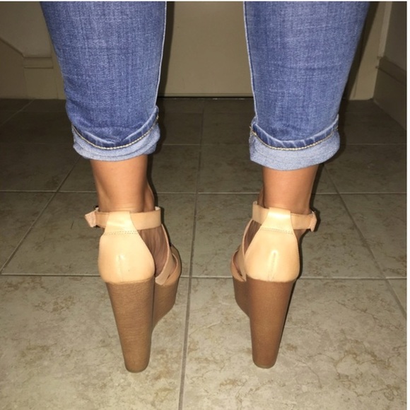 Nude Leather Platform Wedge Sandals - Picture 5 of 8