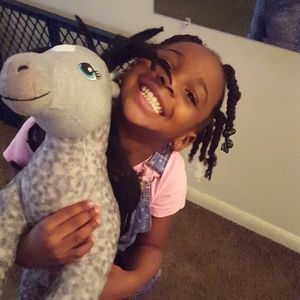 Meet your Posher, Shirley