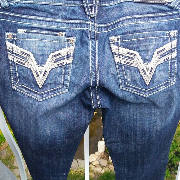 Vigoss jeans size 3 inseam 33 dark destress - Picture 2 of 3