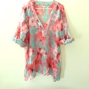 Oversized floral v-neck blouse