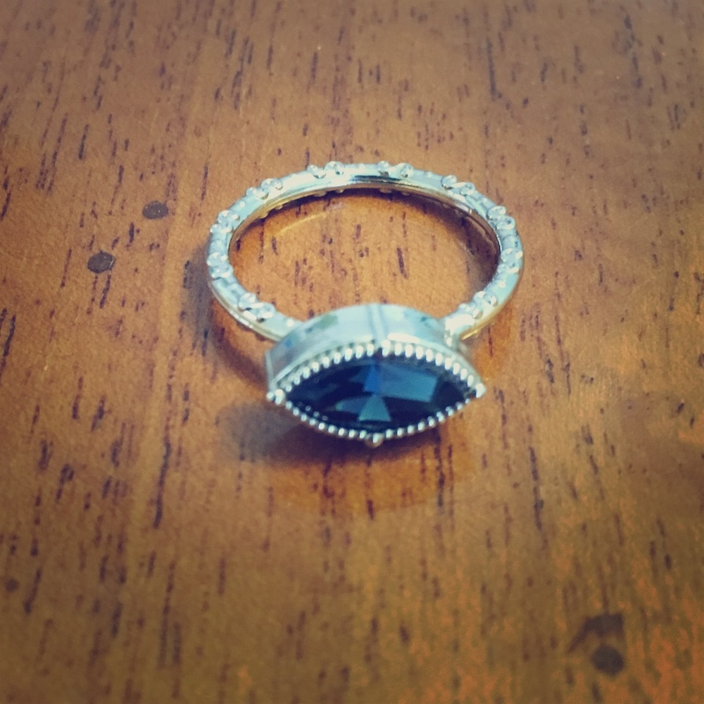 Jessica Elliot beautiful marquis solitaire ring 💍 - Picture 1 of 2