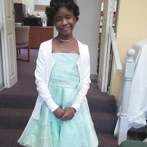 Meet your Posher, Laila