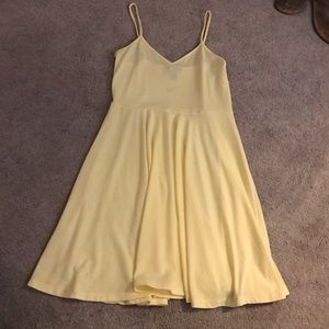 Flowy yellow dress
