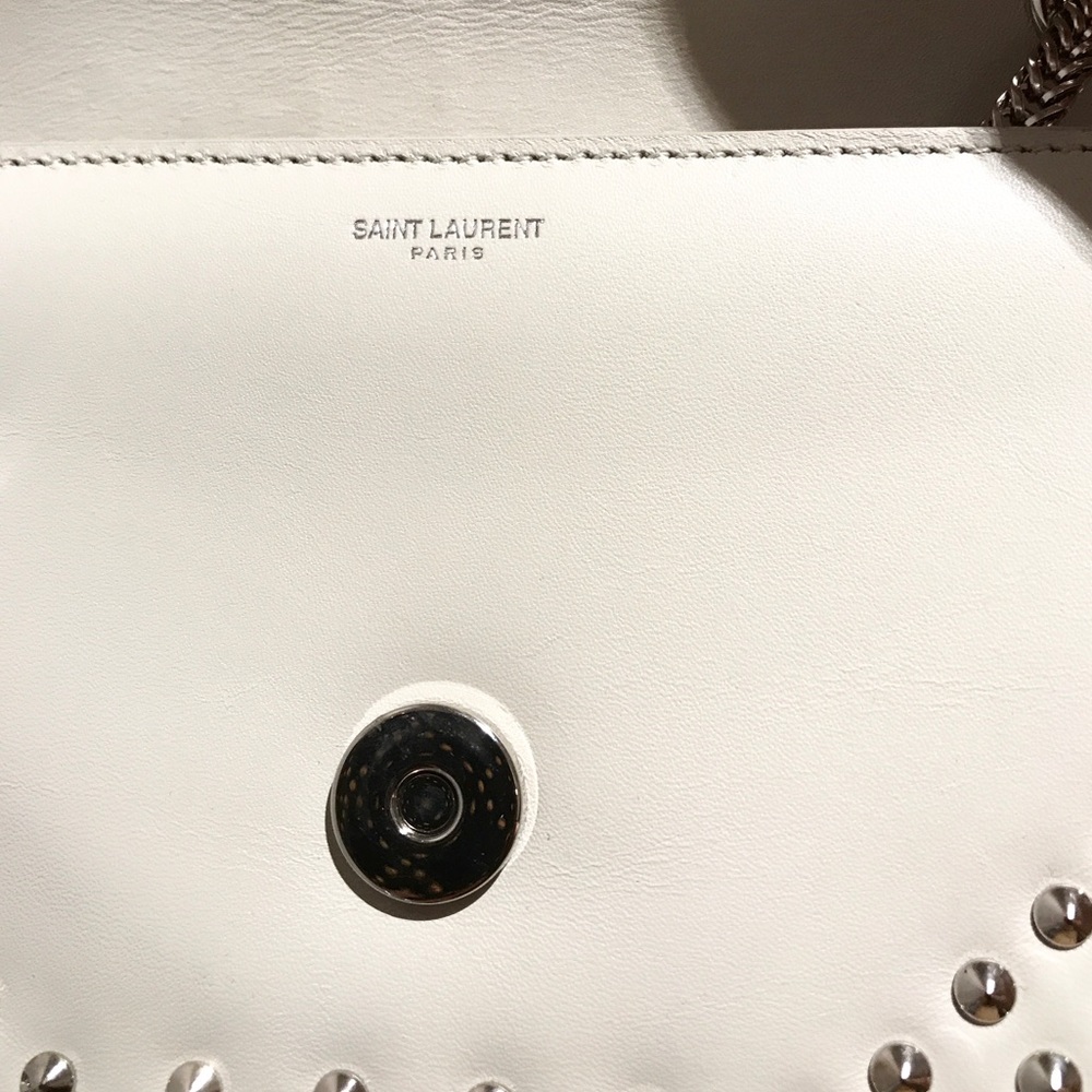Authentic Yves Saint Laurent Betty Studded bag - Picture 6 of 8