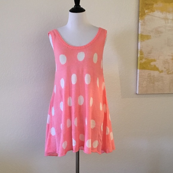 Wildfox Tops - 💝 NWT Wildfox While Label Polka Dot Sweater