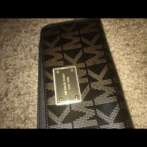 Michael Kors wallet