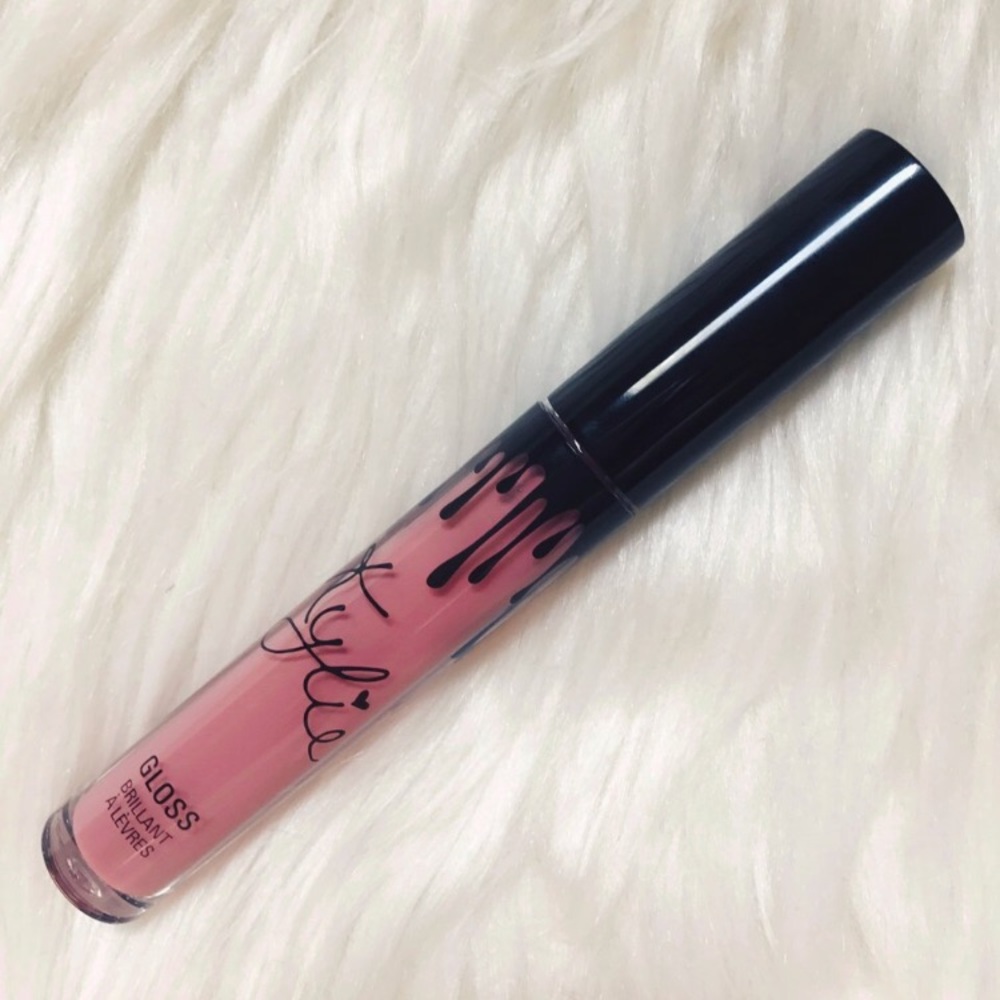kylie cosmetics lipgloss in 'koko k'