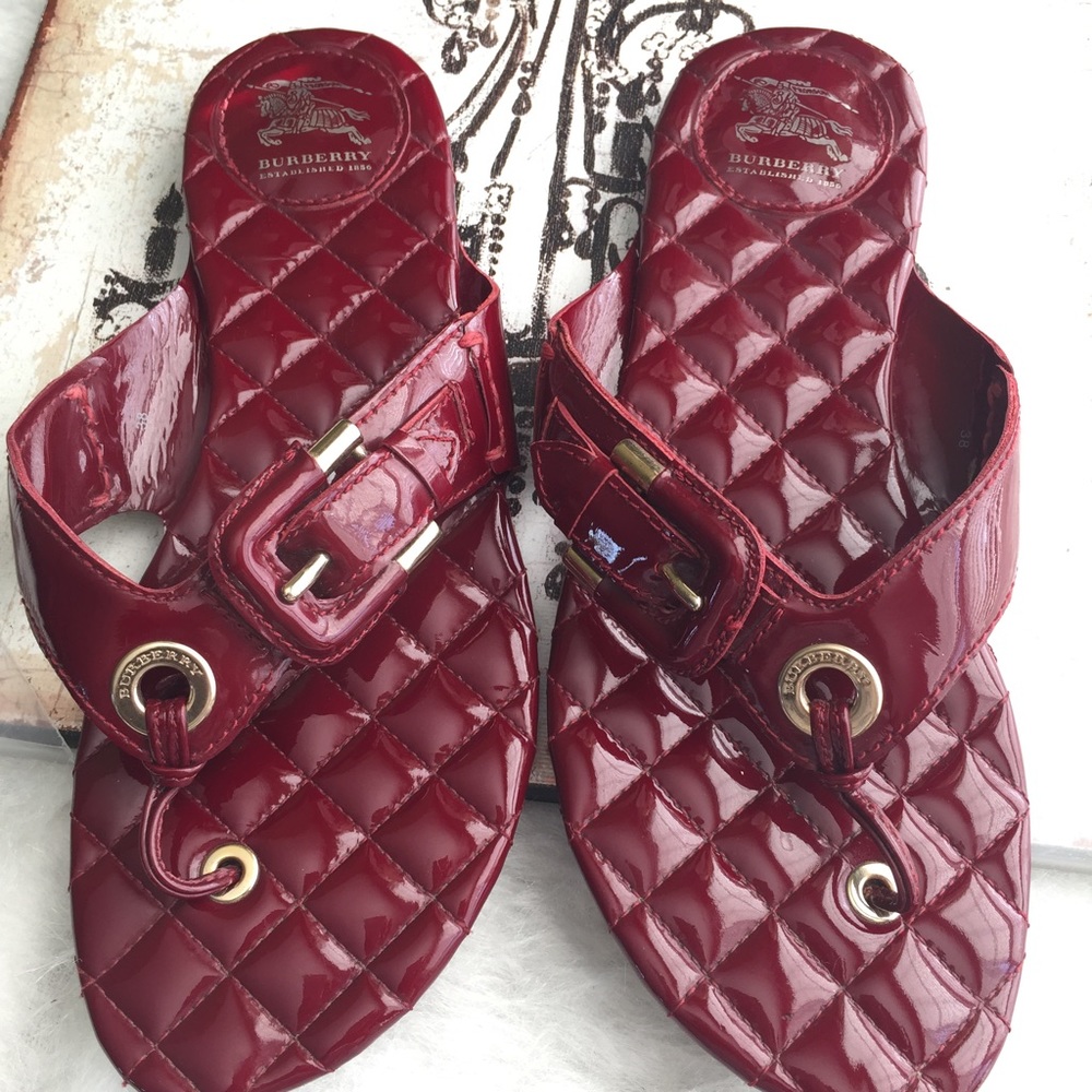 Burberry Quilted Patent Leather Thong Sandals
