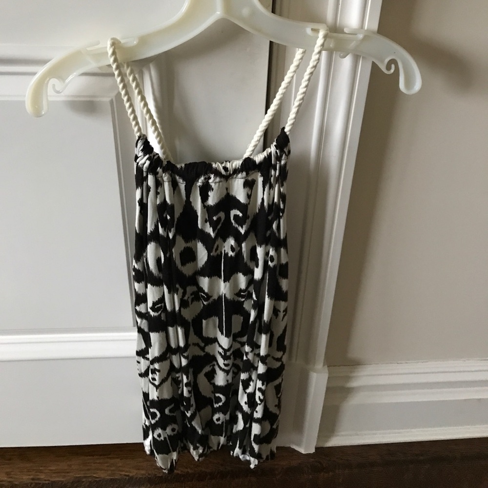 Forever 21 Patterned Sleeveless Top