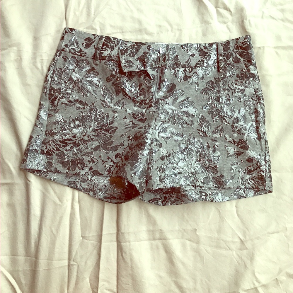 Lauren Conrad Women's Flowery Jacquard Shorts