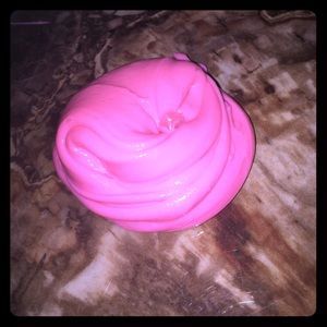 Silky bubble gum slime