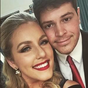 Meet your Posher, Tyler