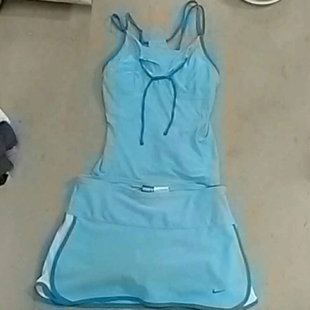 Nike tennis skirt set