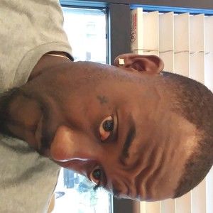 Meet your Posher, Louis