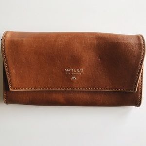 Matt & Nat Vera wallet