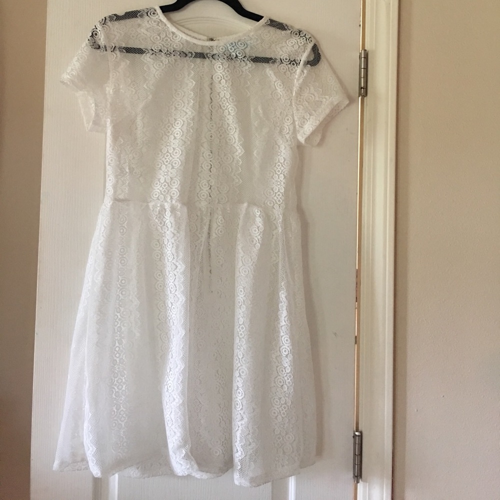 White lace dress
