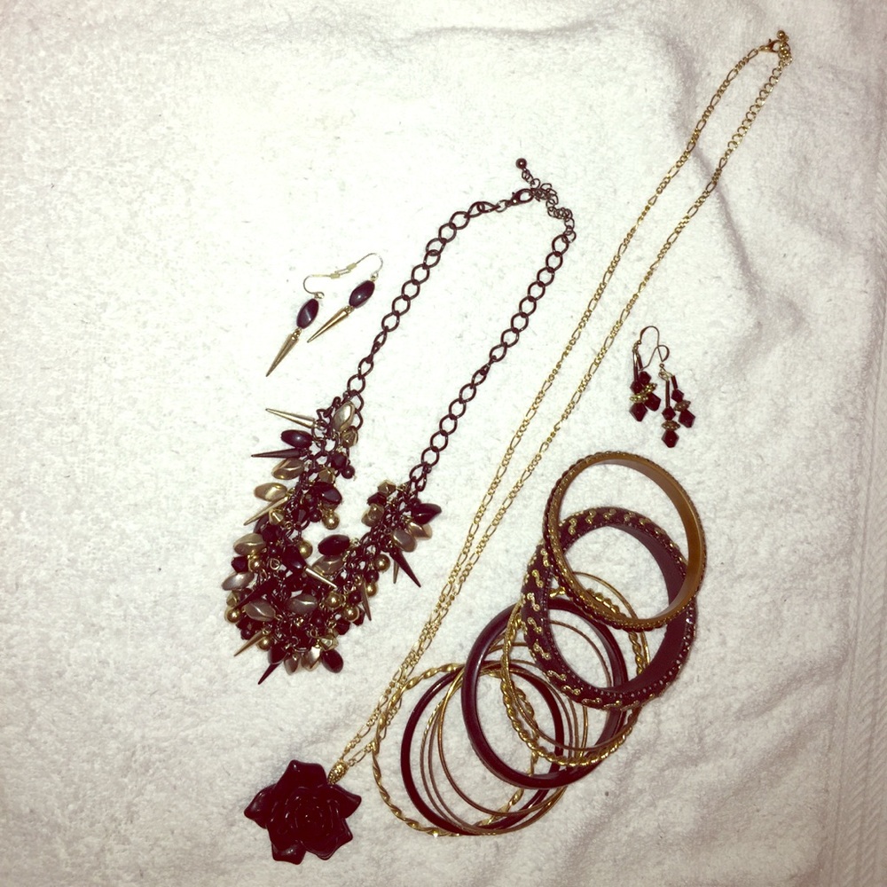 Good and black jewelry