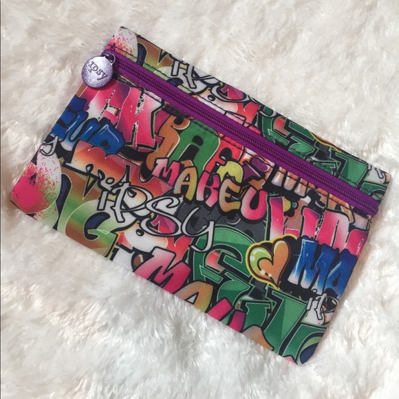 ipsy Handbags - ipsy make up bag