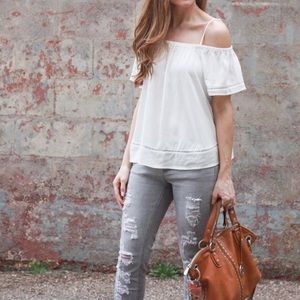 Old Navy cream off shoulder cold shoulder top Med