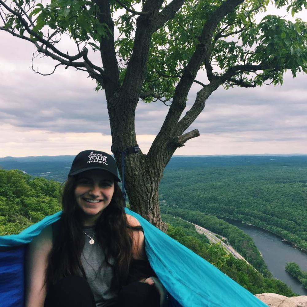 Meet your Posher, Adrianna