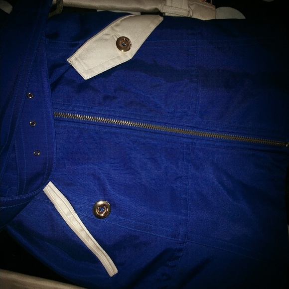 Coat - Picture 4 of 5