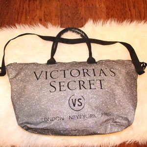 💥SOLD💥 NWOT-  Victoria Secret Glitter TOTE
