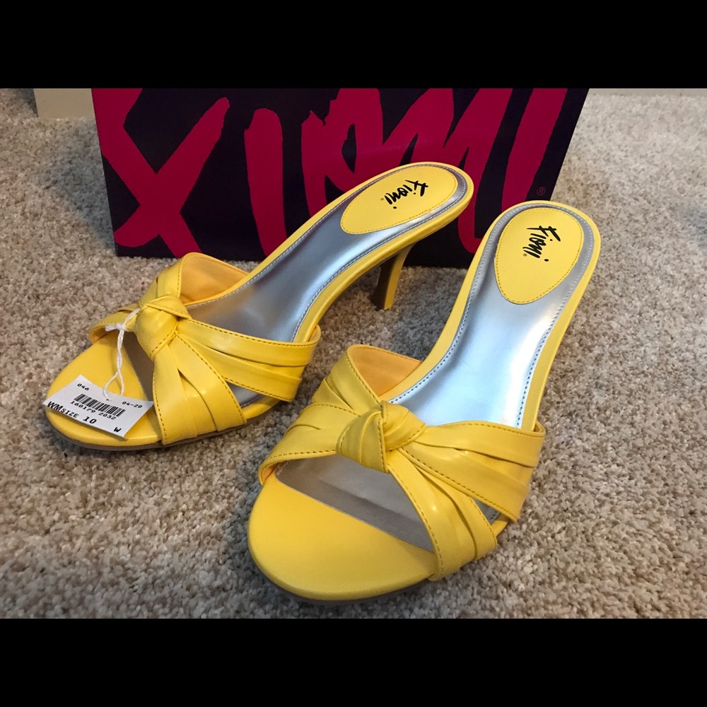 Bnib Dioni Canary Yellow sandal/heels, 10 wide