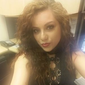 Meet your Posher, Edith