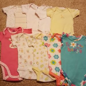 10 Gerber Onesies