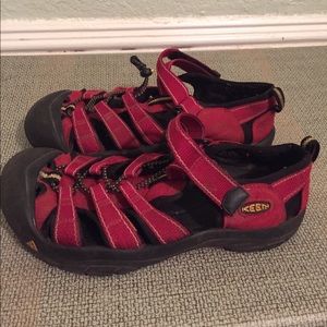 Keens Women's Newport waterproof sandal