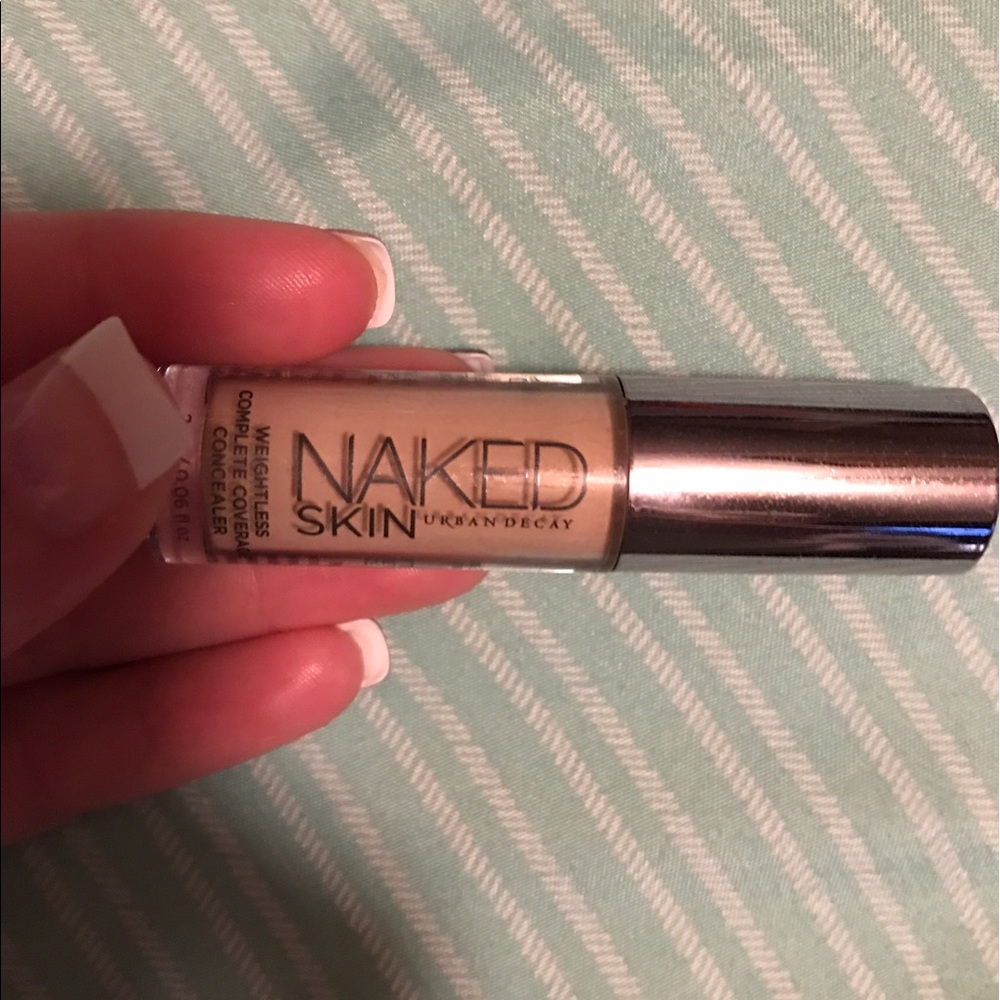 Naked concealer