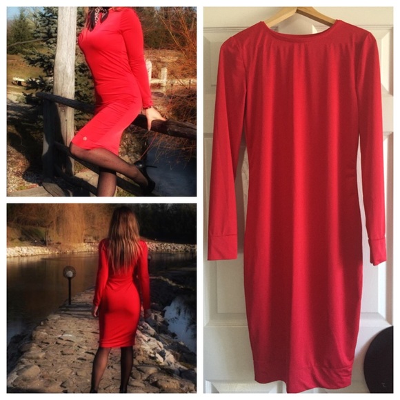 Dress - Picture 2 of 3