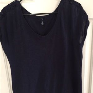 Cute Gap top