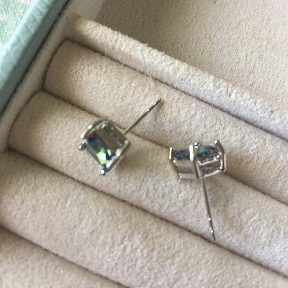 🔥SALE Last 1! 18k gold mystic topaz earrings - Picture 4 of 5